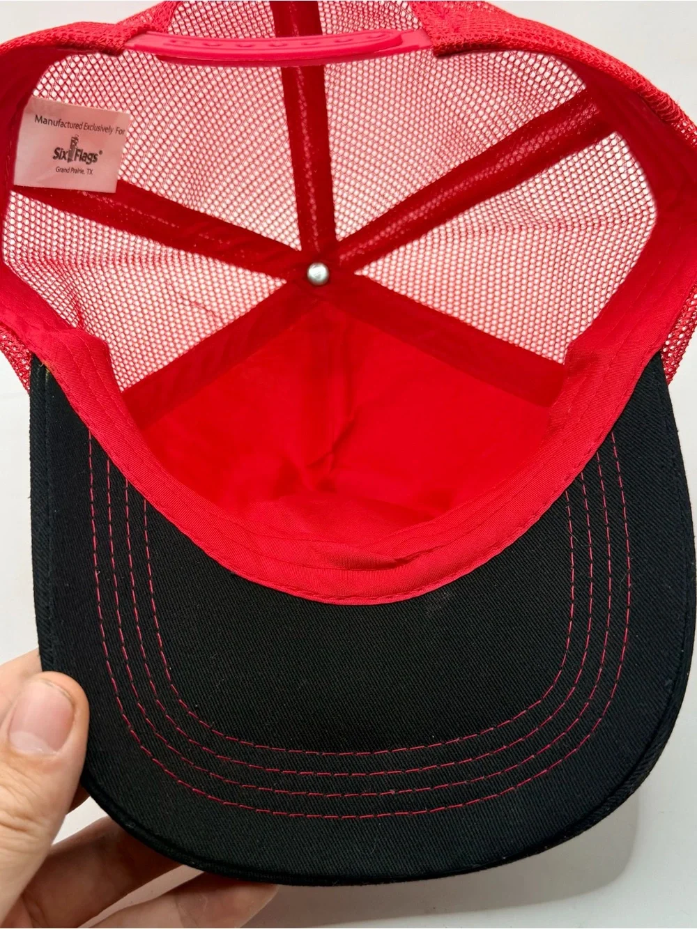 DC Comics Flash Logo Mesh Trucker Hat SnapBack Cap Six Flags Grand Prairie TX